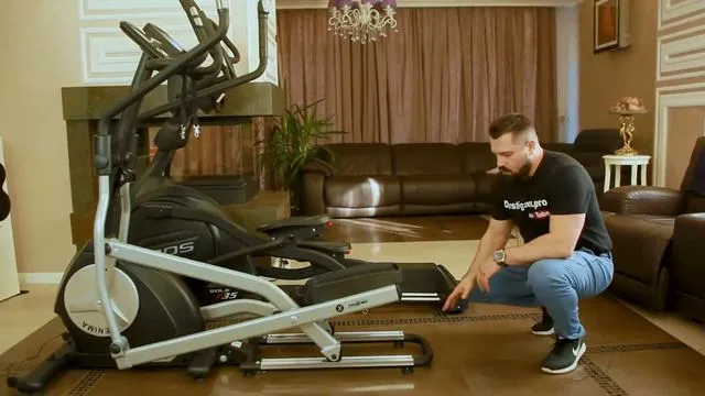 Видео PROXIMA Enima II iPRO эллиптический тренажер