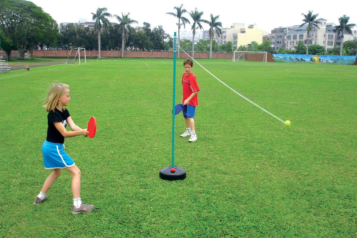 Что такое тетербол, и как в него играть
