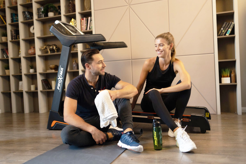 Как выбрать беговую дорожку, которая не будет пылиться в углу: гид от Proxima.